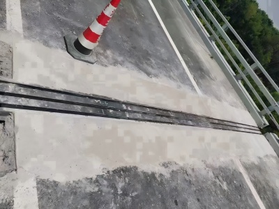 峪泉镇伸缩缝更换后浇筑材料快速结构修补料速砼的产品特点及施工流程​